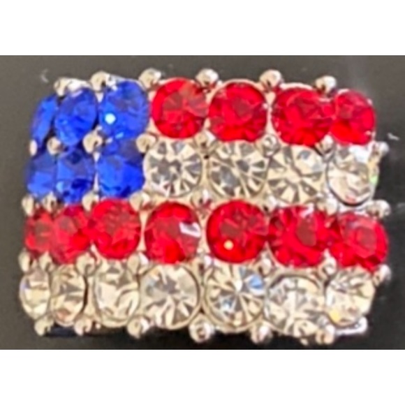 💗 USA FLAG CRYSTAL LAPEL PIN NEW - Picture 2 of 4